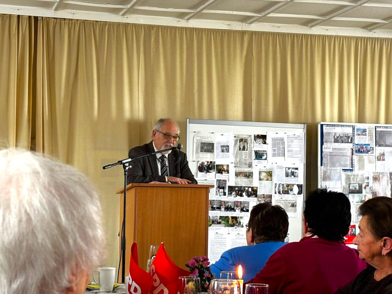 SPD AG 60plus Hof Jubiläum Rede des Bay. SPD AG 60plus Landesvorsitzenden Heinz Oesterle